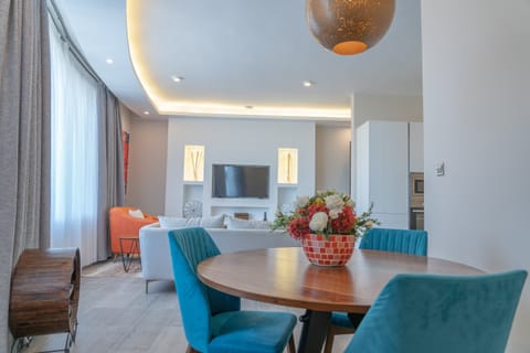 Apartment, 1 Bedroom | Living area