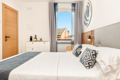 Deluxe Double Room | Free minibar, in-room safe, blackout drapes, soundproofing