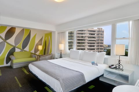 Deluxe Single Room, 1 King Bed with Sofa bed, Ocean View | In-room safe, desk, laptop workspace, blackout drapes