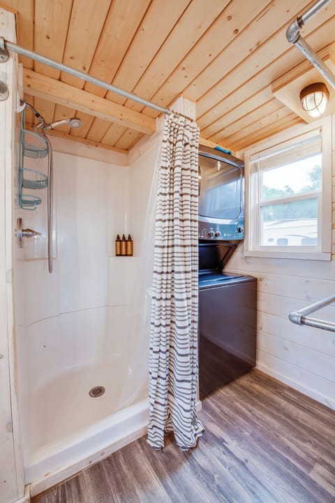 The Tiny House | Bathroom shower