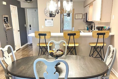 Kitchen/Dining area Unit A