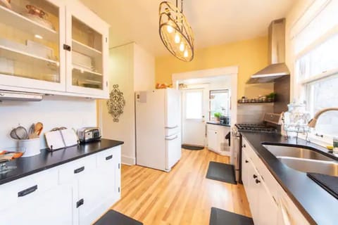 The kitchen is outfitted with all the accessories you need to make a great meal