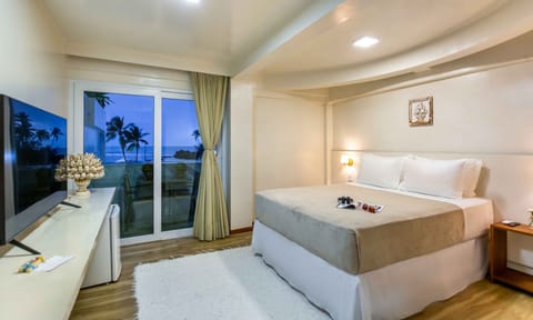 Luxo Frente Mar com Piscina Privativa | Premium bedding, minibar, individually decorated, individually furnished