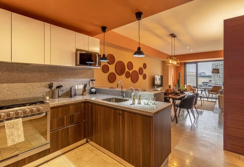 Exclusive Apartment | Private kitchen | Fridge, microwave, oven, stovetop