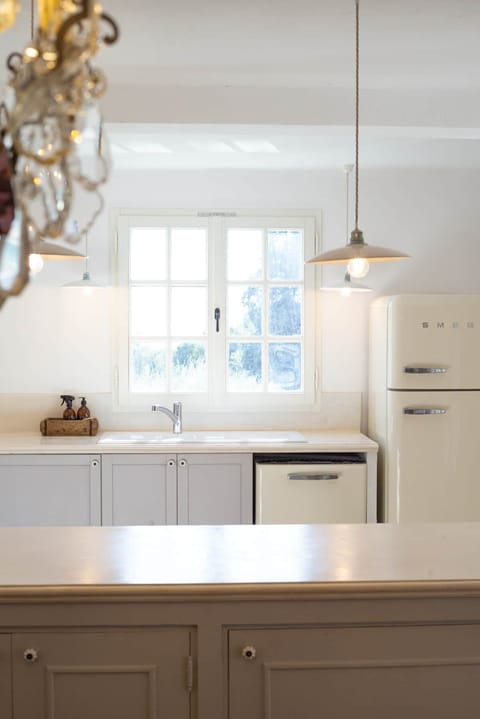 2df9a786-9626-41c0-851c-1a04266c0a30