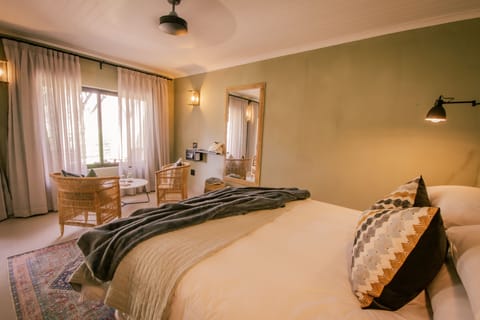 Standard Double Room | Egyptian cotton sheets, premium bedding, pillowtop beds, in-room safe