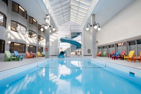 Indoor pool, open 8:00 AM to 9:30 PM, sun loungers