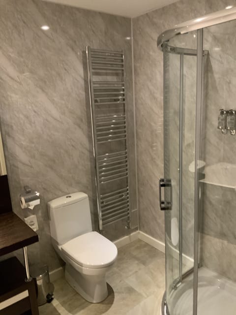 Premium Double Room | Bathroom