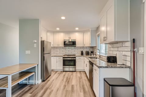 Full size kitchen and view of the dining table