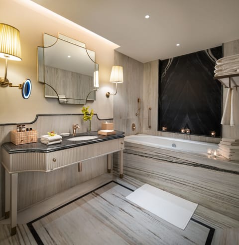 Premium Suite | Bathroom | Separate tub and shower, eco-friendly toiletries, hair dryer, bathrobes