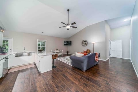 Open Floor Plan between Kitchen and Living Room, Spacious and Inviting