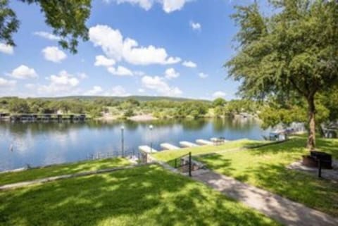 182f02d9-75f5-470a-9ce6-b0c09be23021