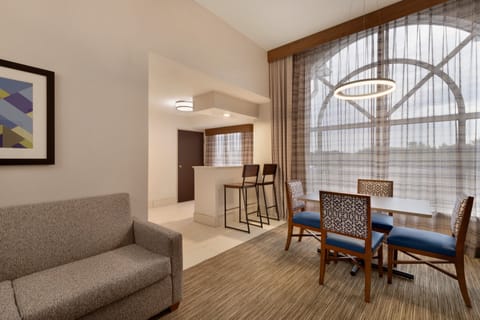 Suite, 1 King Bed (Additional Living Area) | In-room safe, desk, blackout drapes, iron/ironing board