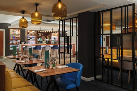 Breakfast, lunch and dinner served