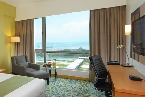 Standard Room, 2 Twin Beds, Club Lounge Access, Sea View | Minibar, in-room safe, desk, blackout drapes