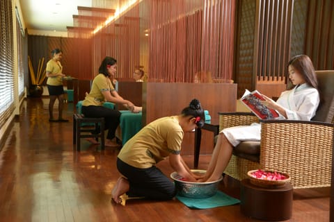 Sauna, body treatments, body scrubs, manicures and pedicures, massages