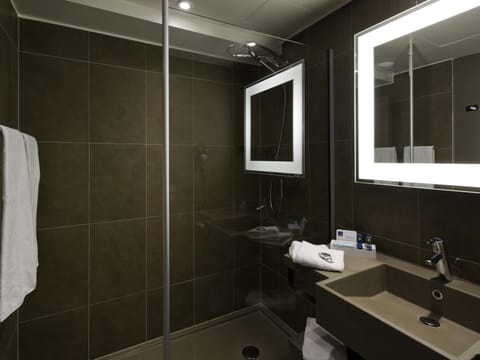 Minibar, in-room safe, desk, blackout drapes