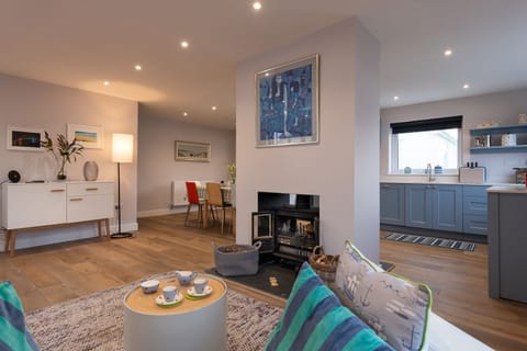 Stone's Throw - Fireplace