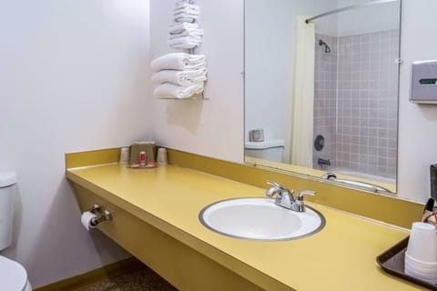 Standard Room, 2 Queen Beds, Non Smoking | Bathroom | Free toiletries, hair dryer, towels, soap