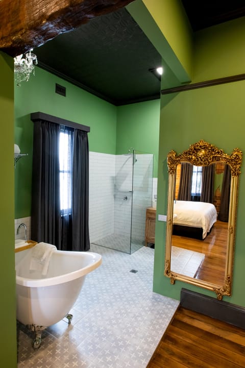 Pike | Bathroom | Separate tub and shower, deep soaking tub, rainfall showerhead