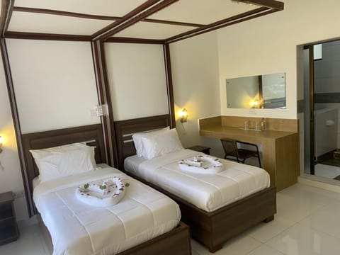 Deluxe Room, Sea View | In-room safe, desk, laptop workspace, free WiFi