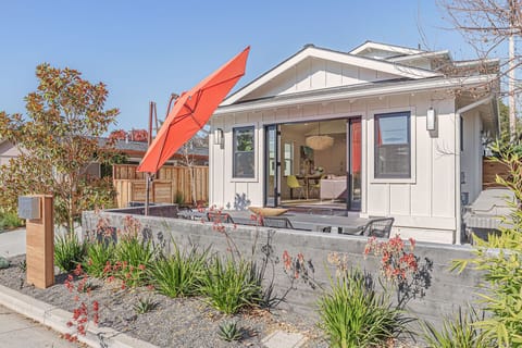 Completely Remodeled Capitola Gem ~ Walk to the Beach!
