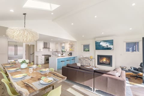 Open Concept with Living Room, Dining Area and Kitchen