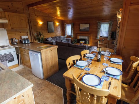 Dining Area | Whiteside Lodge - Burnside Park - Burnside Park, Keswick