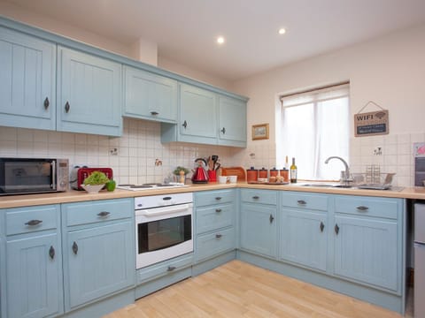 Kitchen | The Stables, Clyst Honiton, near Exeter