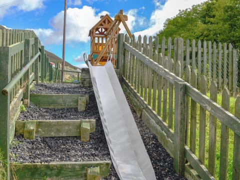 Children’s play area | Derwent Dale Cottage, Brackendale, Grajo Cottage - Doddick Farm Cottages, Threlkeld, near Keswick