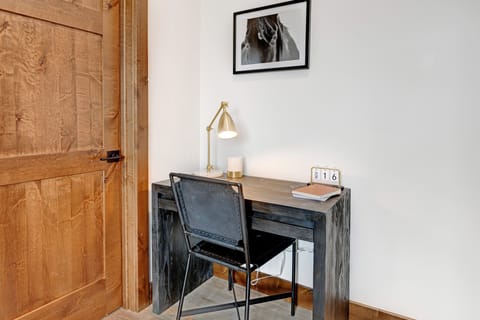 Desk Space For Remote Work