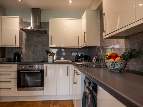 Fridge, dishwasher, electric kettle, toaster