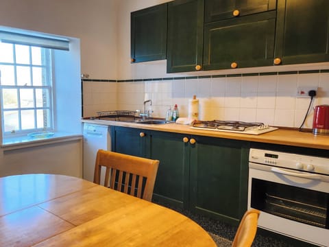 Kitchen/diner | Quay Cottage, Cramond, Edinburgh