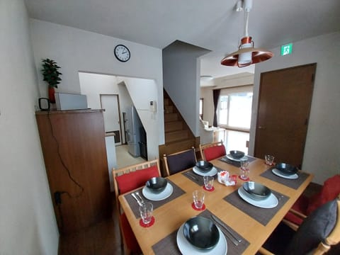 House, 3 Bedrooms | Private kitchen | Full-size fridge, microwave, stovetop, coffee/tea maker