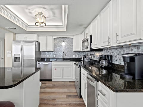 Condo, Multiple Beds, Balcony, Ocean View (#1212 - No Pets Allowed) | Private kitchen | Fridge, microwave, oven, stovetop