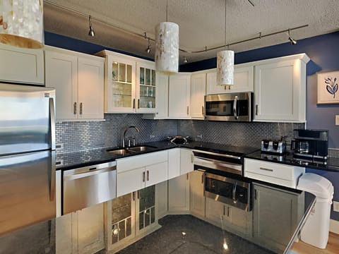 Condo, Multiple Beds, Balcony, Ocean View (#500 - No Pets Allowed) | Private kitchen | Fridge, microwave, oven, stovetop