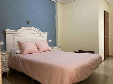 Economy Double Room | Free WiFi