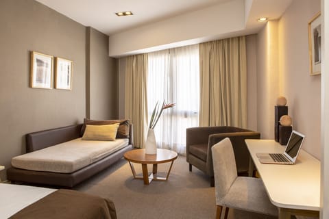 Standard Room | Pillowtop beds, in-room safe, blackout drapes, free WiFi