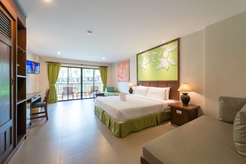 Garden Room | Premium bedding, minibar, in-room safe, desk