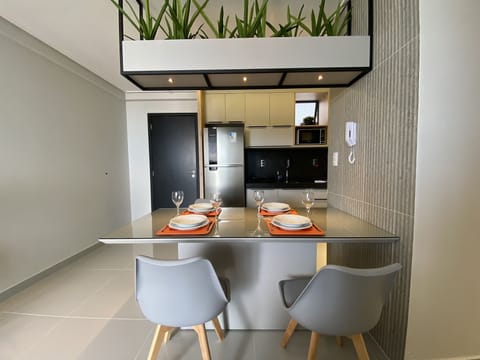 Basic Apartment | Dining room