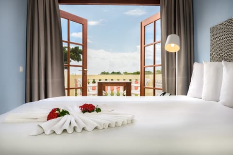 Deluxe Double Room | Balcony