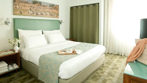 Classic Room, City View | In-room safe, individually furnished, iron/ironing board