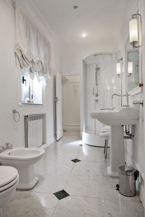 Superior Room | Bathroom | Designer toiletries, hair dryer, bathrobes, slippers