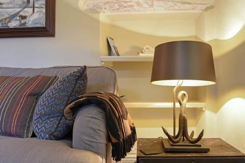 2 bedrooms, individually decorated, individually furnished, free WiFi