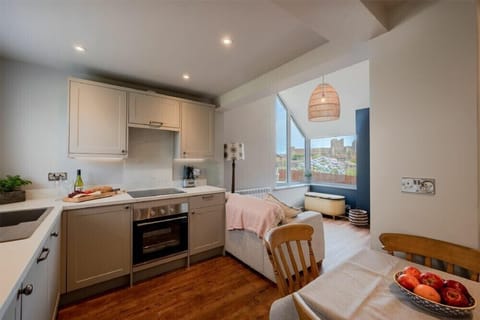 Fridge, dishwasher, cookware/dishes/utensils