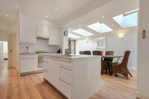 Fridge, dishwasher, cookware/dishes/utensils