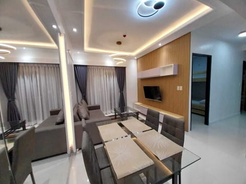 Luxury Apartment, 3 Bedrooms | Living area | 42-inch TV with cable channels