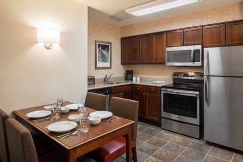 Suite, 2 Bedrooms, Non Smoking | Private kitchen | Fridge, microwave, stovetop, dishwasher