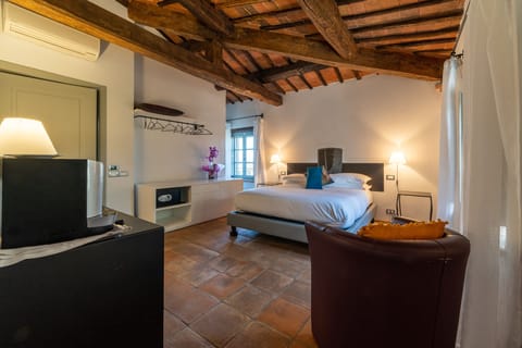 Classic Double or Twin Room | Frette Italian sheets, premium bedding, down comforters, in-room safe