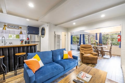 Let the sunshine in! Our common room is filled with natural light, creating a warm and inviting ambiance that will make you feel right at home. Bask in the glow of the sun's rays and enjoy the beauty of nature.